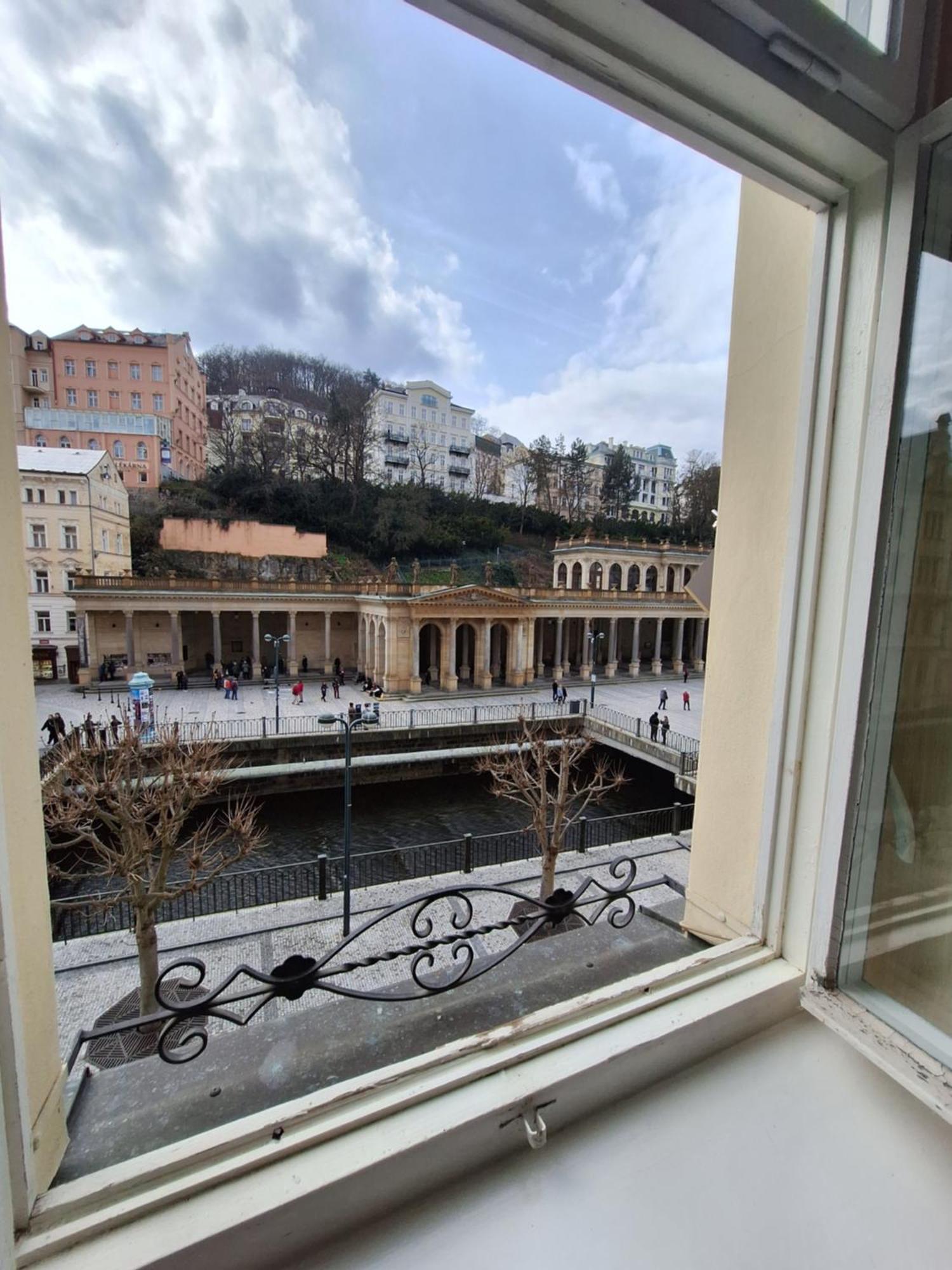 Apartments Stubsi With Colonnade View Karlovy Vary Exteriér fotografie
