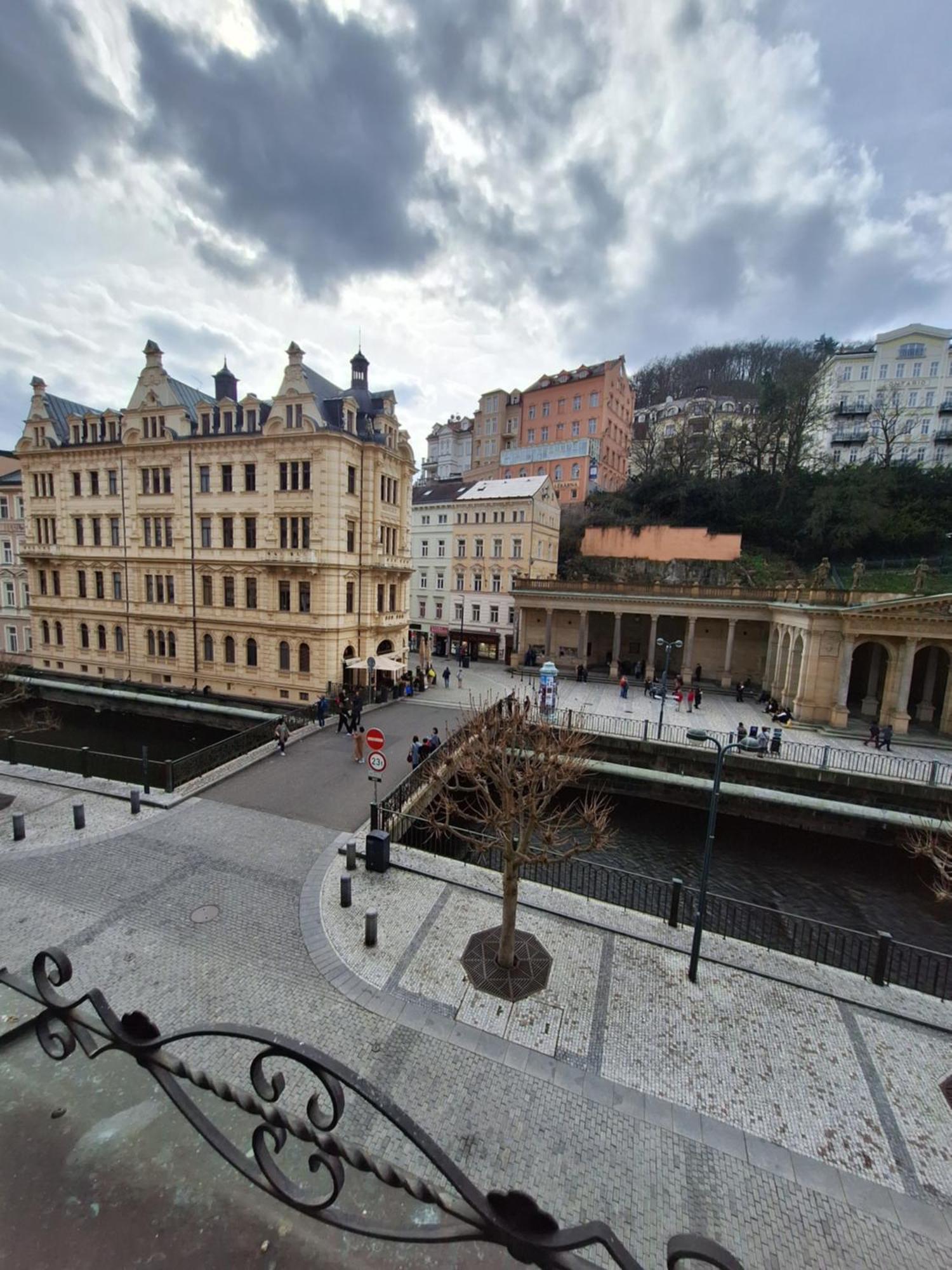 Apartments Stubsi With Colonnade View Karlovy Vary Exteriér fotografie